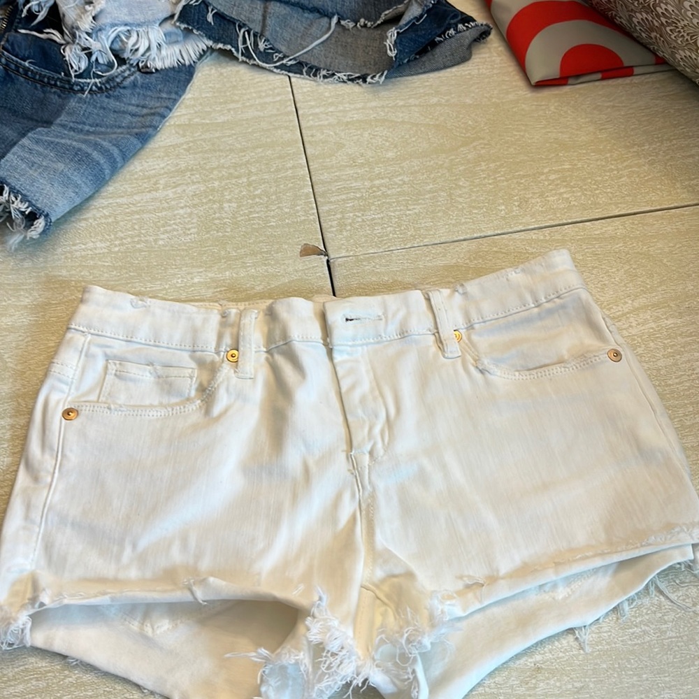 Blank NYC white jean shorts